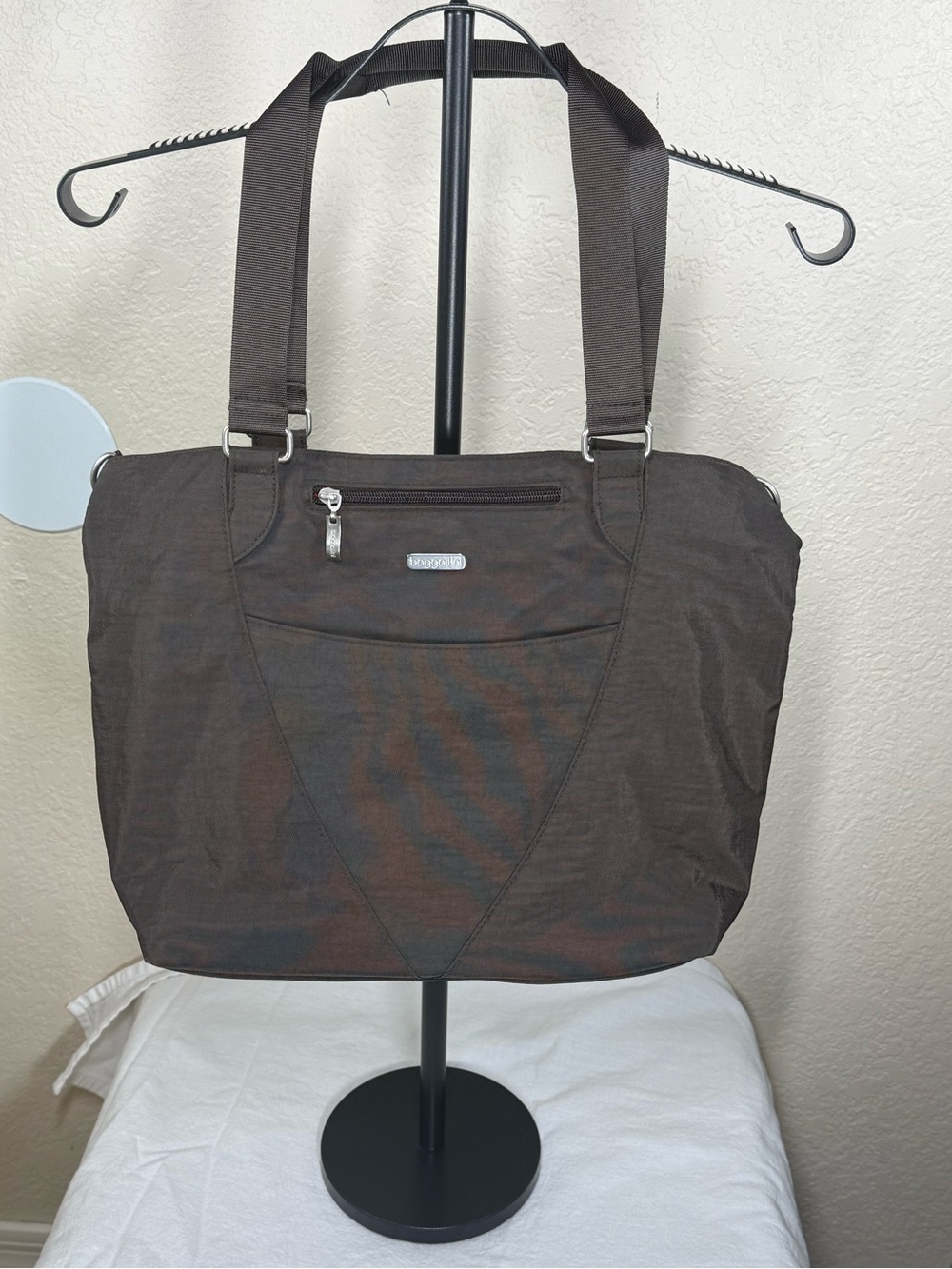 Baggallini Avenue Tote